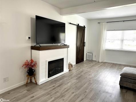 178 1st Street NW Britt IA 50423