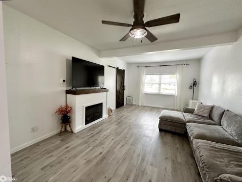 178 1st Street NW Britt IA 50423