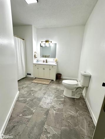 178 1st Street NW Britt IA 50423