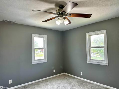 178 1st Street NW Britt IA 50423