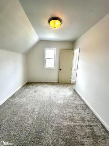 178 1st Street NW Britt IA 50423
