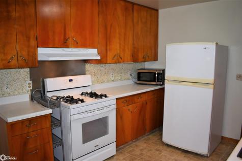 1009 Pearl Iowa Falls IA 50126