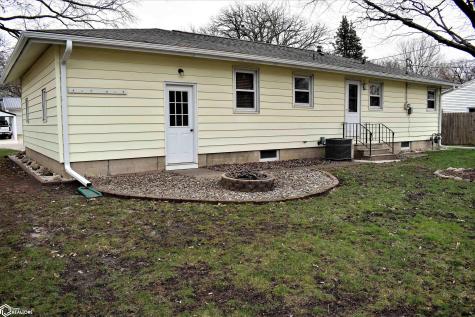 1009 Pearl Iowa Falls IA 50126
