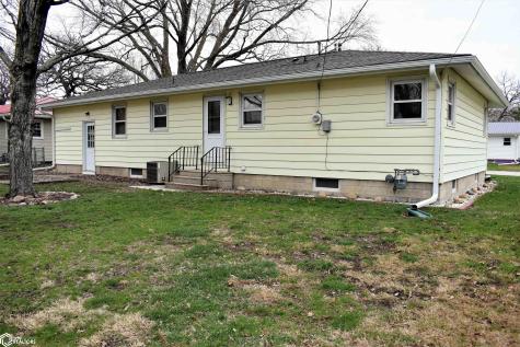 1009 Pearl Iowa Falls IA 50126