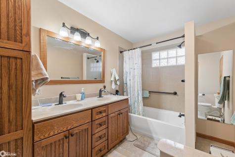 2360 244th Street Ventura IA 50482