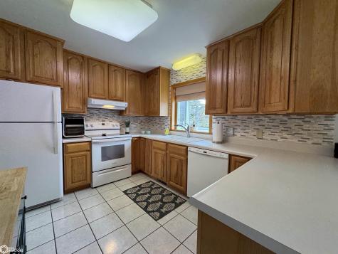 111 Orchard Lane Clear Lake IA 50428