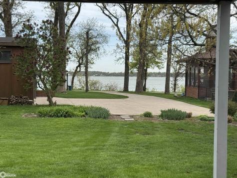 111 Orchard Lane Clear Lake IA 50428