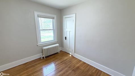 107 S Rhode Island Avenue Mason City IA 50401