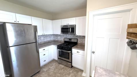 107 S Rhode Island Avenue Mason City IA 50401