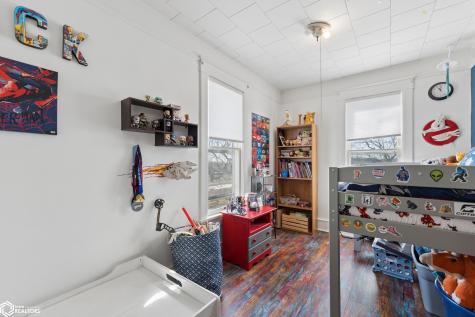 21530 Pheasant Avenue Mason City IA 50401