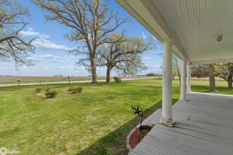 21530 Pheasant Avenue Mason City IA 50401