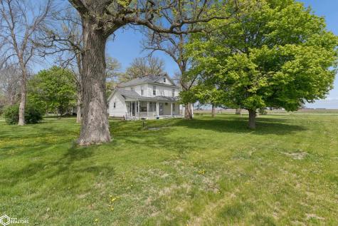 21530 Pheasant Avenue Mason City IA 50401