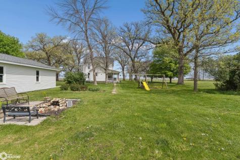 21530 Pheasant Avenue Mason City IA 50401