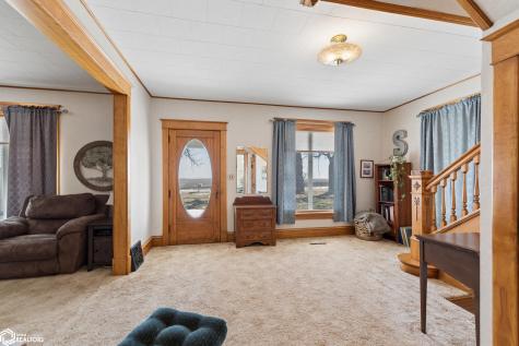 21530 Pheasant Avenue Mason City IA 50401