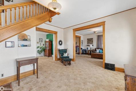 21530 Pheasant Avenue Mason City IA 50401