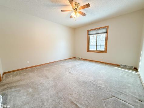 1656 Dorell Drive Hampton IA 50441