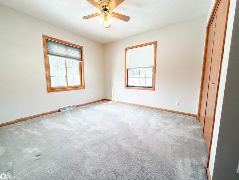 1656 Dorell Drive Hampton IA 50441