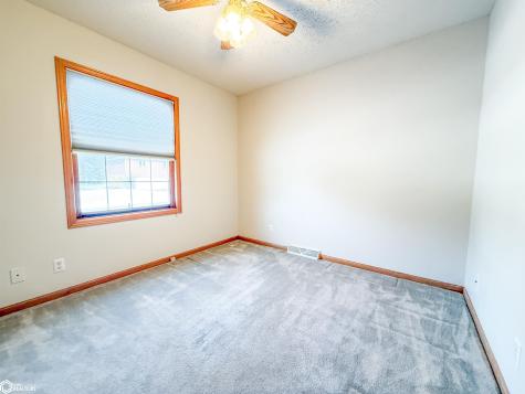 1656 Dorell Drive Hampton IA 50441