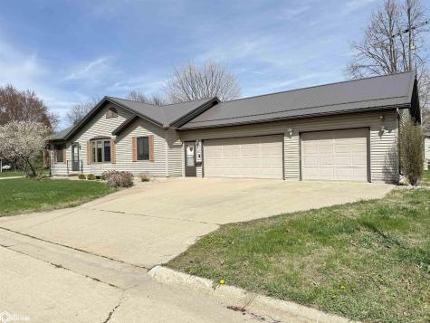 1656 Dorell Drive Hampton IA 50441