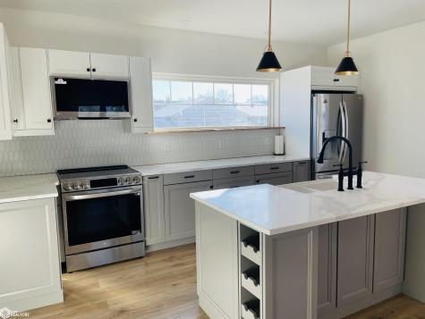 412 3rd Street NW Buffalo Center IA 50424