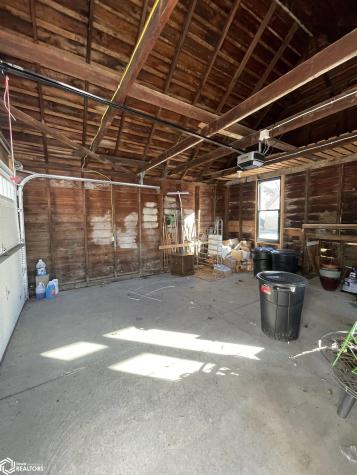 412 3rd Street NW Buffalo Center IA 50424