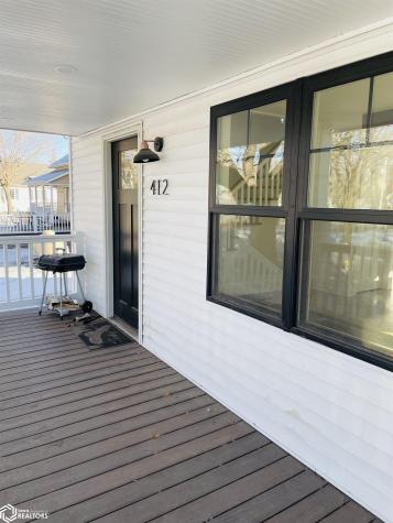 412 3rd Street NW Buffalo Center IA 50424