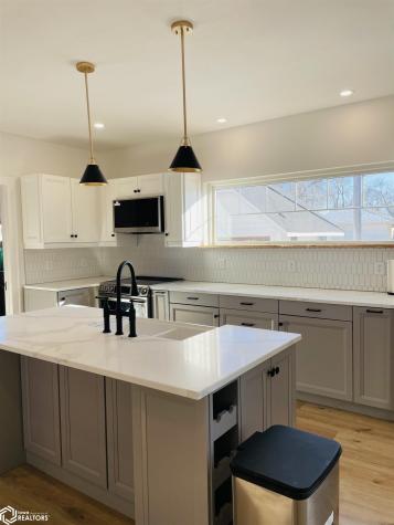 412 3rd Street NW Buffalo Center IA 50424