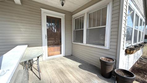 726 1st Street SW Mason City IA 50401