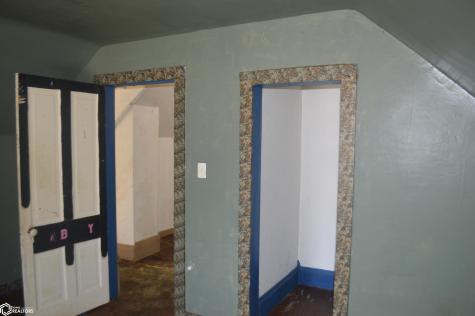 215 3rd Street NE Belmond IA 50421