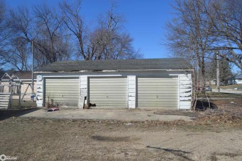 215 3rd Street NE Belmond IA 50421