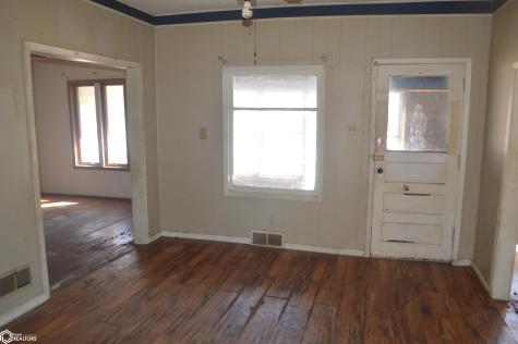 215 3rd Street NE Belmond IA 50421