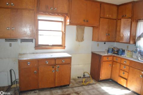 215 3rd Street NE Belmond IA 50421