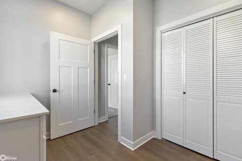 314 27th Place S Clear Lake IA 50428