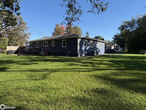 305 N 13th Street Clear Lake IA 50428
