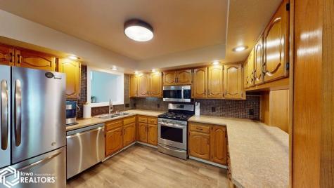 114 Cathedral Oaks Road Forest City IA 50436