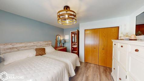 114 Cathedral Oaks Road Forest City IA 50436