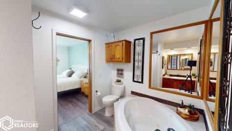 114 Cathedral Oaks Road Forest City IA 50436