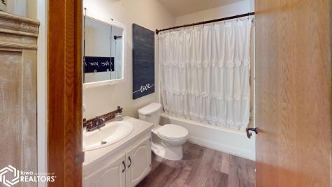 114 Cathedral Oaks Road Forest City IA 50436