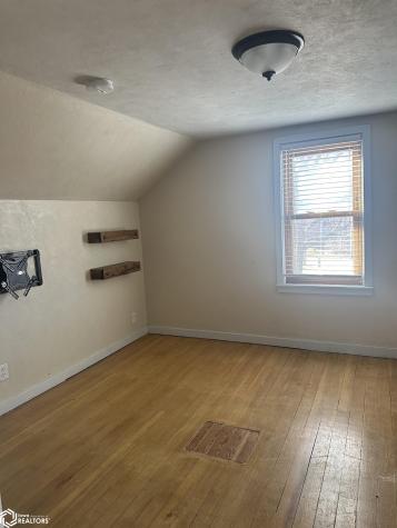 1316 Siloam Iowa Falls IA 50126