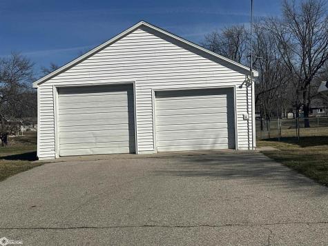 1316 Siloam Iowa Falls IA 50126