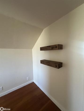 1316 Siloam Iowa Falls IA 50126