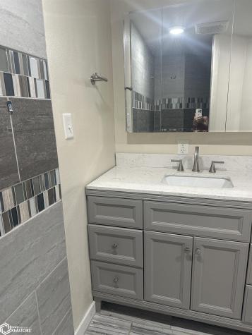 1316 Siloam Iowa Falls IA 50126
