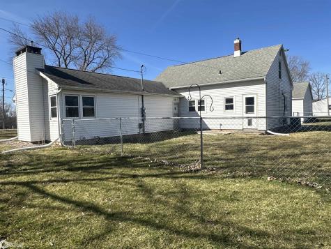 1316 Siloam Iowa Falls IA 50126