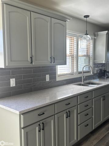 1316 Siloam Iowa Falls IA 50126