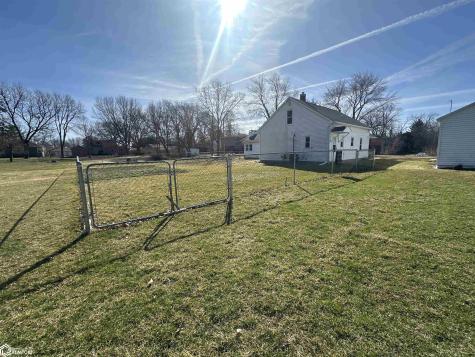 1316 Siloam Iowa Falls IA 50126