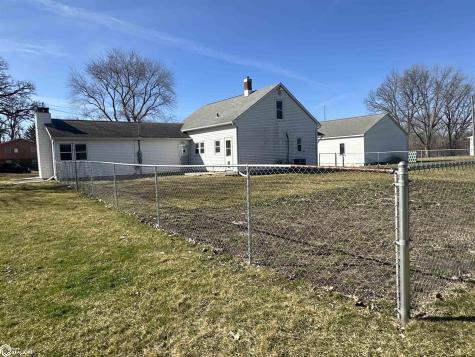 1316 Siloam Iowa Falls IA 50126