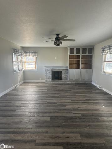 1316 Siloam Iowa Falls IA 50126