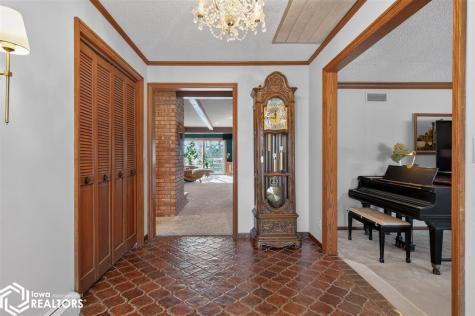 15 Timberlane Drive Clear Lake IA 50428