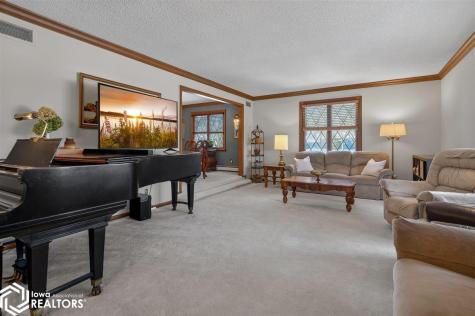 15 Timberlane Drive Clear Lake IA 50428