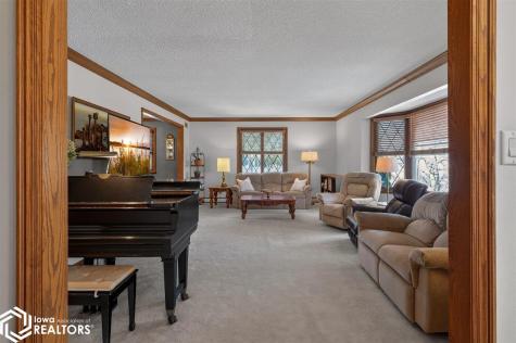 15 Timberlane Drive Clear Lake IA 50428